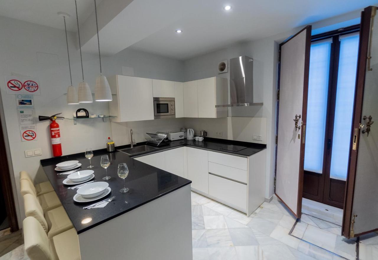 Suite Bali Sevilla Eksteriør bilde