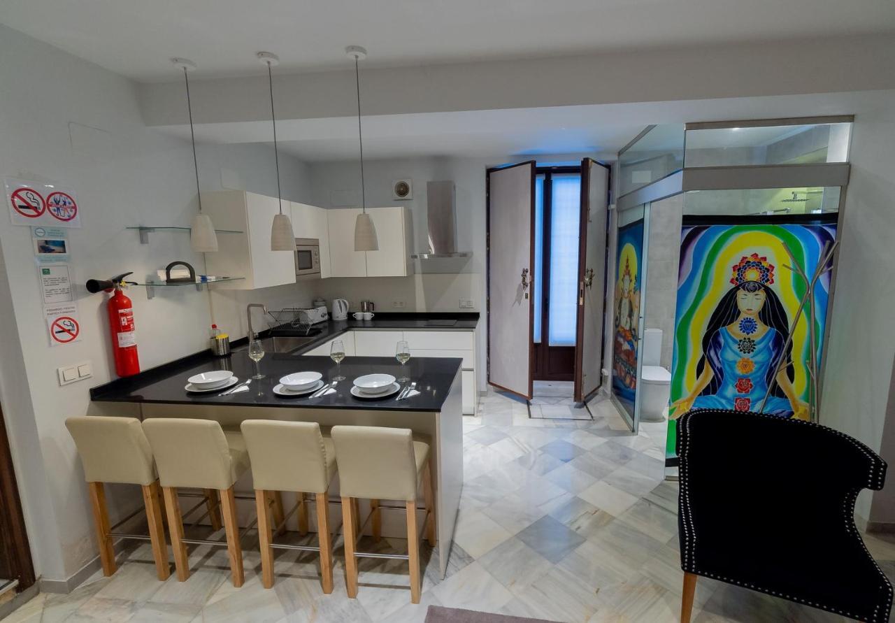 Suite Bali Sevilla Eksteriør bilde